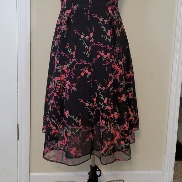 Adrianna Papell Embroidered Floral Desss - Picture 6 of 11